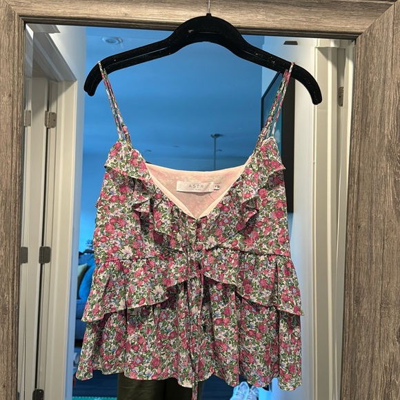 NWT ASTR The Label Floral Tank Top - Picture 1 of 5